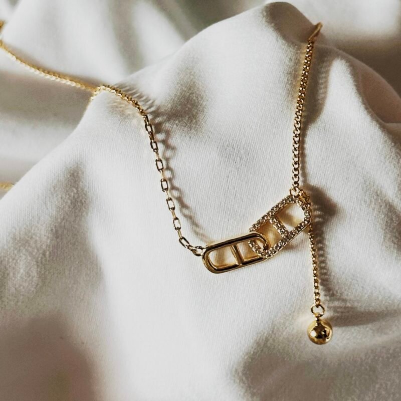 Quinn Lock Necklace