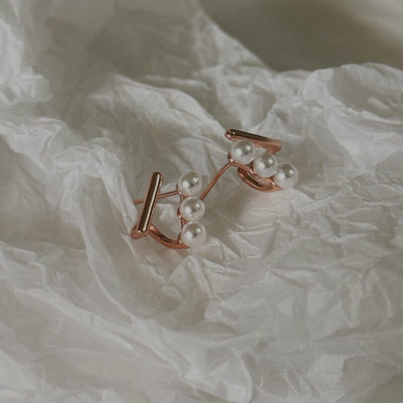 Maru-Maru Pearl Earrings